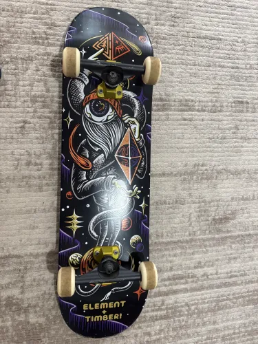 Skate semi profissional usado