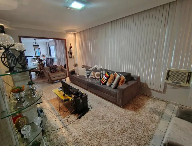 Apartamento 3 Dormitórios no Centro de Vitória à Venda