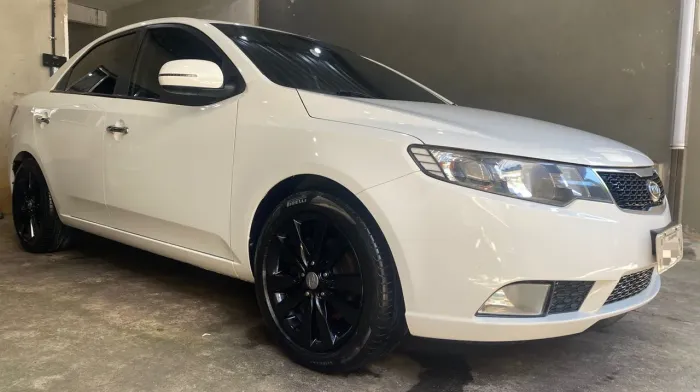 Kia Motors Cerato 1.6 16V Aut. 2012