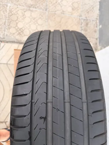 Vendo 4 Pneus Pirelli 