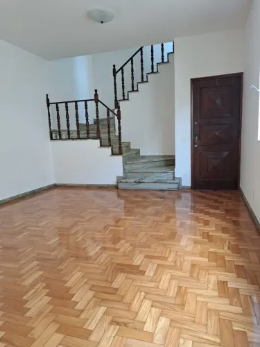 Cobertura duplex na Savassi com 4 quartos, área gourmet e lazer privativo