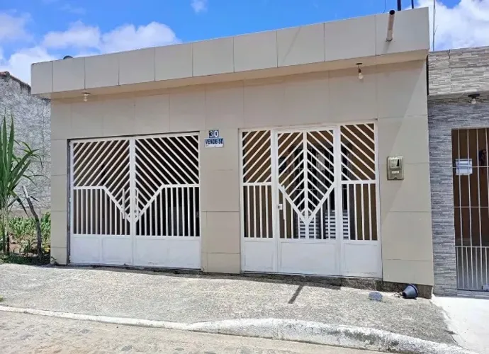 ¨ Casa na Iputinga apenas para venda.