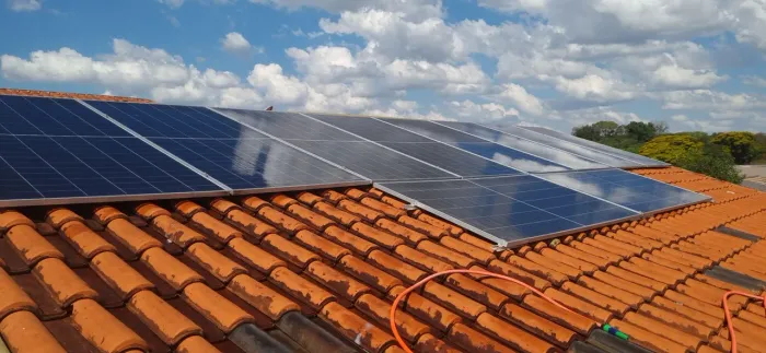 Limpeza de placas solares 