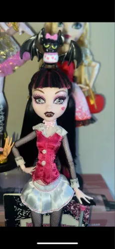Elissabat + draculaura w1 lote 2