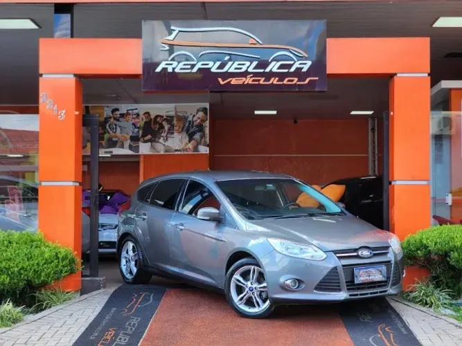 Ford Focus 2.0 16v/se/se Plus Flex 5P Aut. 2015