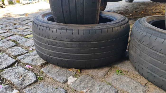 Jogo pneus Dunlop 225/45R17
