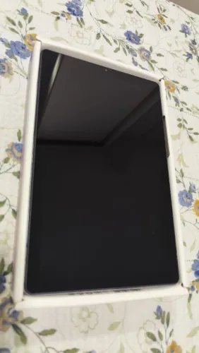 Tablet Lenovo M9