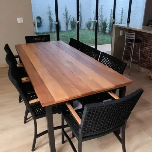 Mesa área gourmet