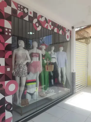ESTOU VENDENDO TODO O ESTOQUE DA MINHA LOJA. VALOR A COMBINAR. MODA: PRAIA, FITNES, LINGER