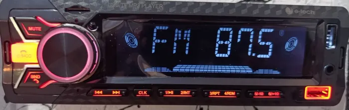 Auto rádio bluetooth 7cores