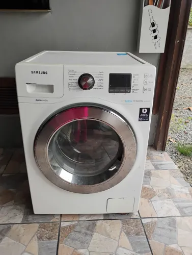 Lava e seca Samsung