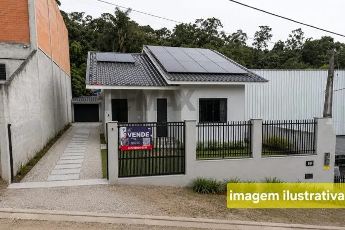 Casa com 3 quartos - Bairro Rio Morto - Fácil acesso BR-470