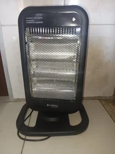 Aquecedor Cadence Lumiconfort AQC315 1200W 110V - Novo, Sem Uso