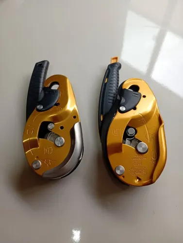Desensor Autoblocante - Petzl Novo 