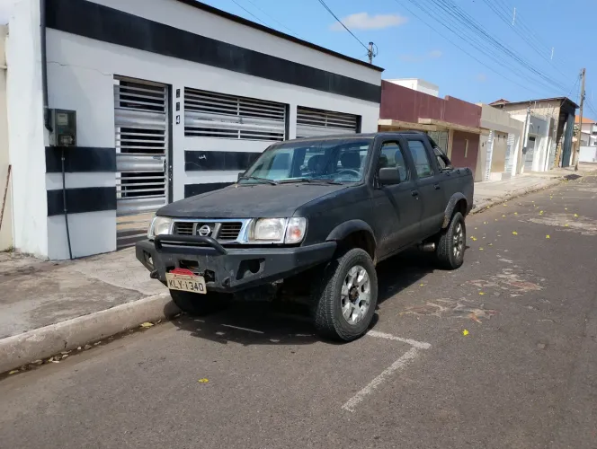 Nissan Frontier DX 3.2 CD Diesel 1999