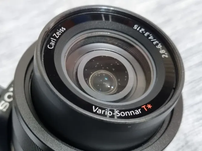 Vendo Câmera Superzoom Sony Cyber-shot DSC-HX400V
