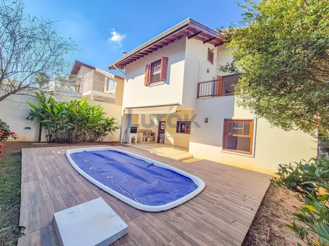 Casa 3 Suítes para Venda Condomínio Millennium - Valinhos / SP