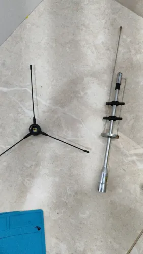 Antena dual Band para rádio amador VHF e UHF