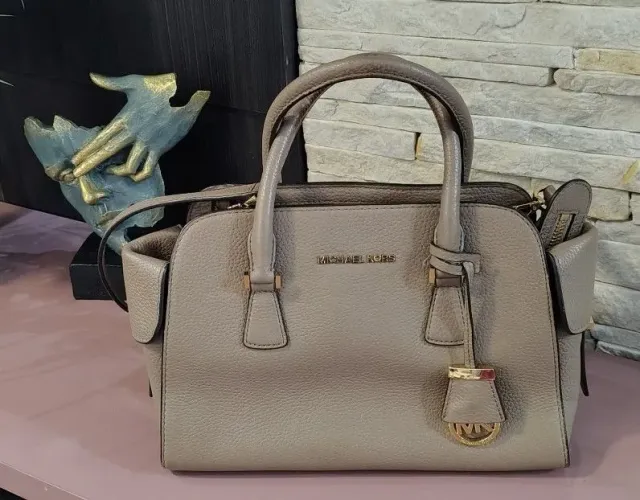 Bolsa Michael kors seminova