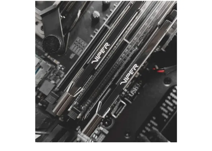 Memória RAM DDR4 2x8gb 3600mhz Patriot