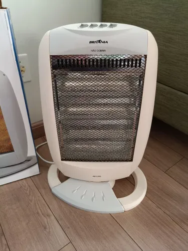 Aquecedor Britânia 1200w Sistema de Oscilação 