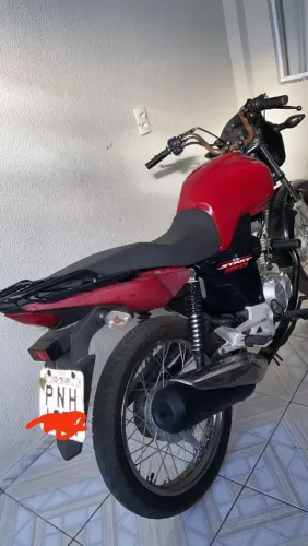 Moto CG ano 2018 star conservada