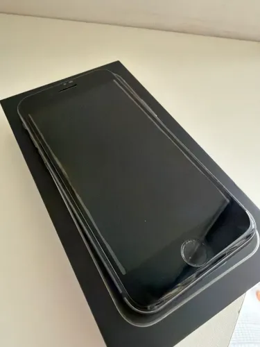 iPhone 8