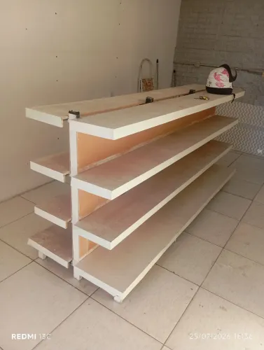 Vendo um expositor