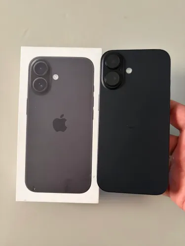 iPhone 16