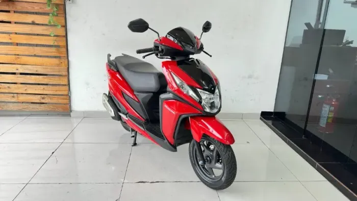 HONDA ELITE 125 2025 VERMELHA COM APENAS 9.000 KM