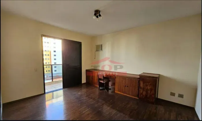 Apartamento à venda no Edifício Sidon