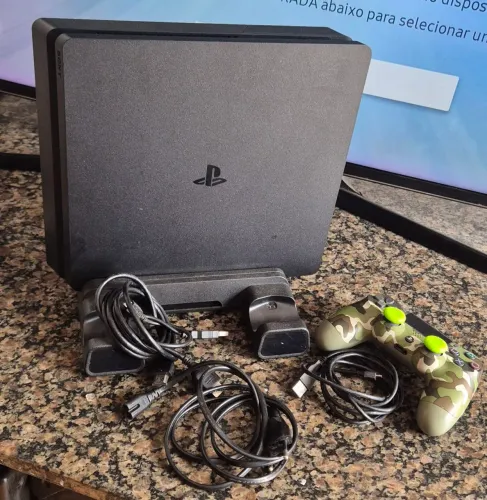 PS4 SLIM 1TB