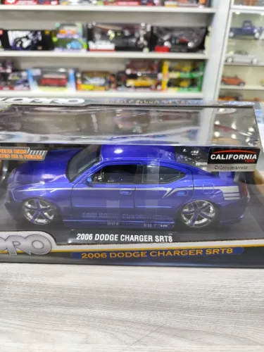 Miniatura Dodge Charger SRT8 2006 Jada Dub City 1/18 Lopro