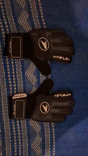 Luva de Goleiro ?