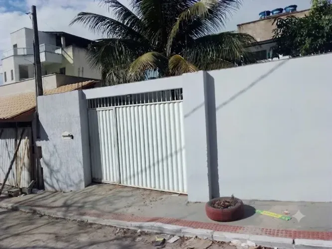 Imóvel (salas/consultório, sobrado e terreno de esquina) - Barra - Marataízes