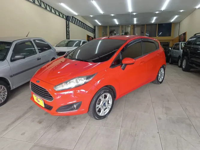 Ford Fiesta 1.5 16V Flex Mec. 5P 2015