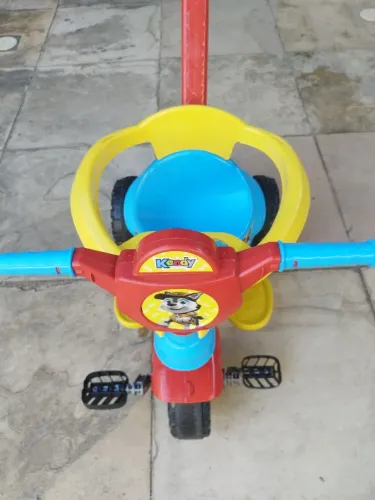 Motinha infantil semi nova!