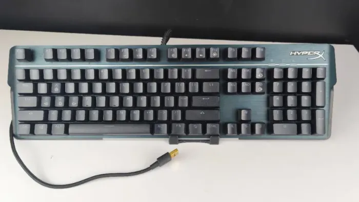 Teclado Mecânico Gamer HyperX Alloy MKW100 RGB - Layout ABNT2
