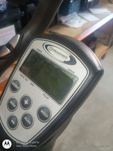 Vende-se rolete para esteira semi-novos e painel de bicicleta v3 da moviment 