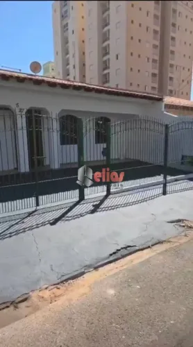 Casa ou Comercial, para aluguel com 300 m² e 3 quartos em Vila Cidade Universitária, Bauru