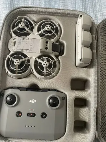 Drone DJI Neo 1 Fly More Combo + Case