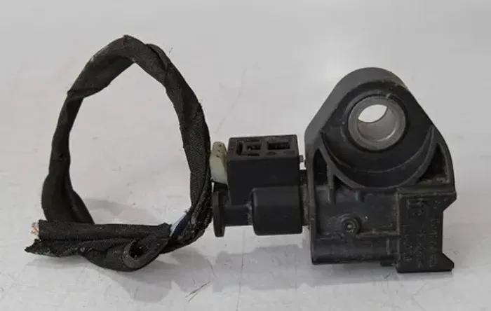 Sensor De Detonação Mercedes C300 E300 2018 / A2139051300