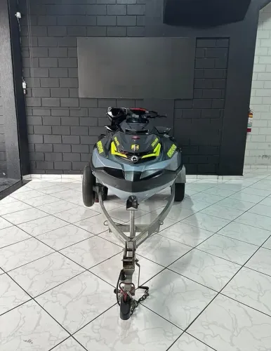JET-SKI SEADOO RXT-X 325
