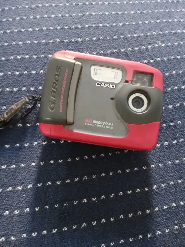 Câmera fotográfica casio gv-20 - leia 