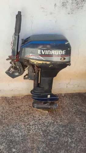 Vendo motor 15 de canoa 