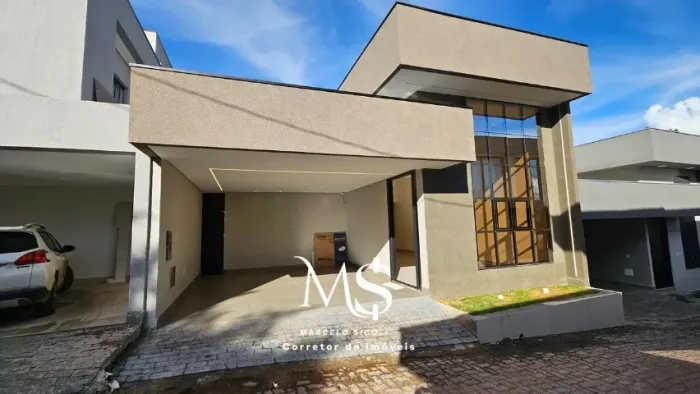 Casa Arniqueiras-3 quartos-lote 200m2-condominio.