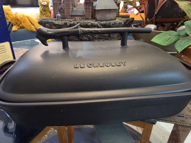 Travessa Le Creuset Harry Potter Edição Limitada Marca Negra