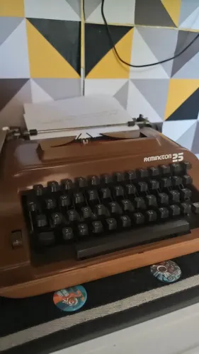 Máquina de escrever