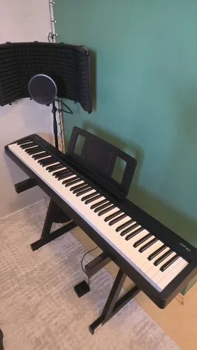 Piano Digital - Roland FP-10