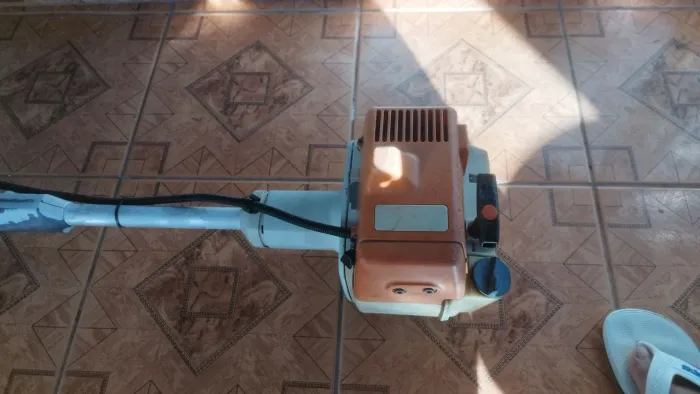 Roçadeira Stihl FS 220 